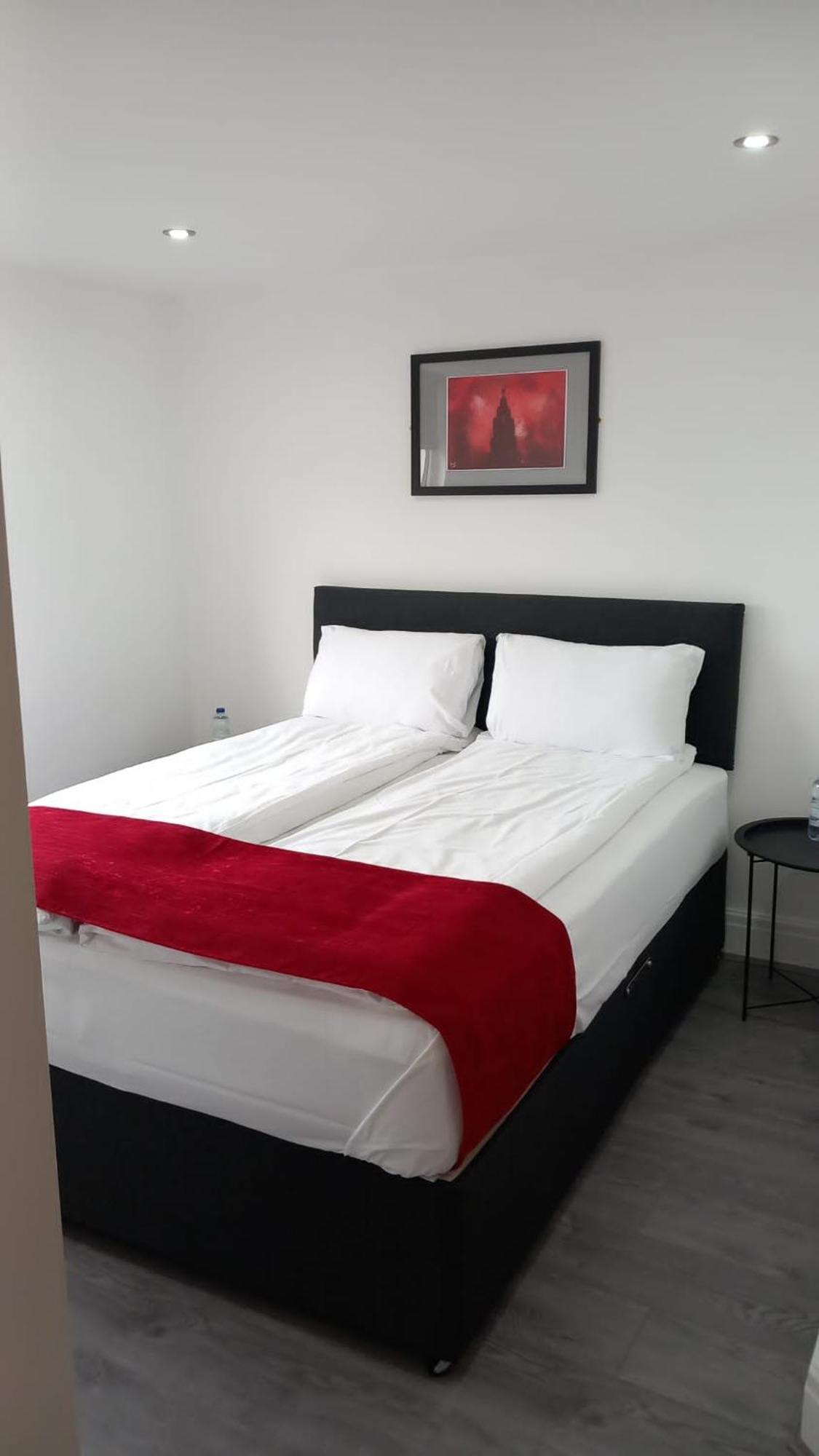 Hotel Tia Ливърпул Екстериор снимка